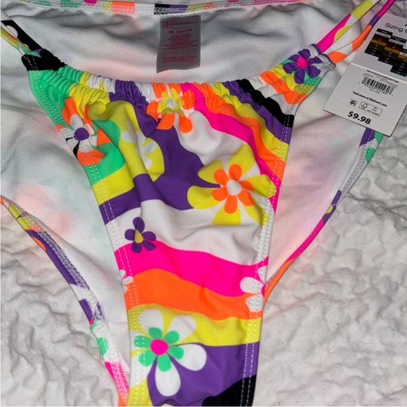 No Boundaries Hazy Days Bikini Bottom 60s & 70s Vibe - Picture 3 of 6